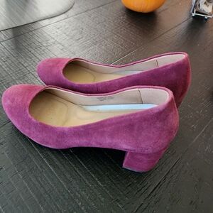 Aerosoles size 7W burgundy pumps